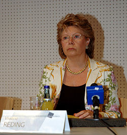 Viviane Reding su Wikipedia